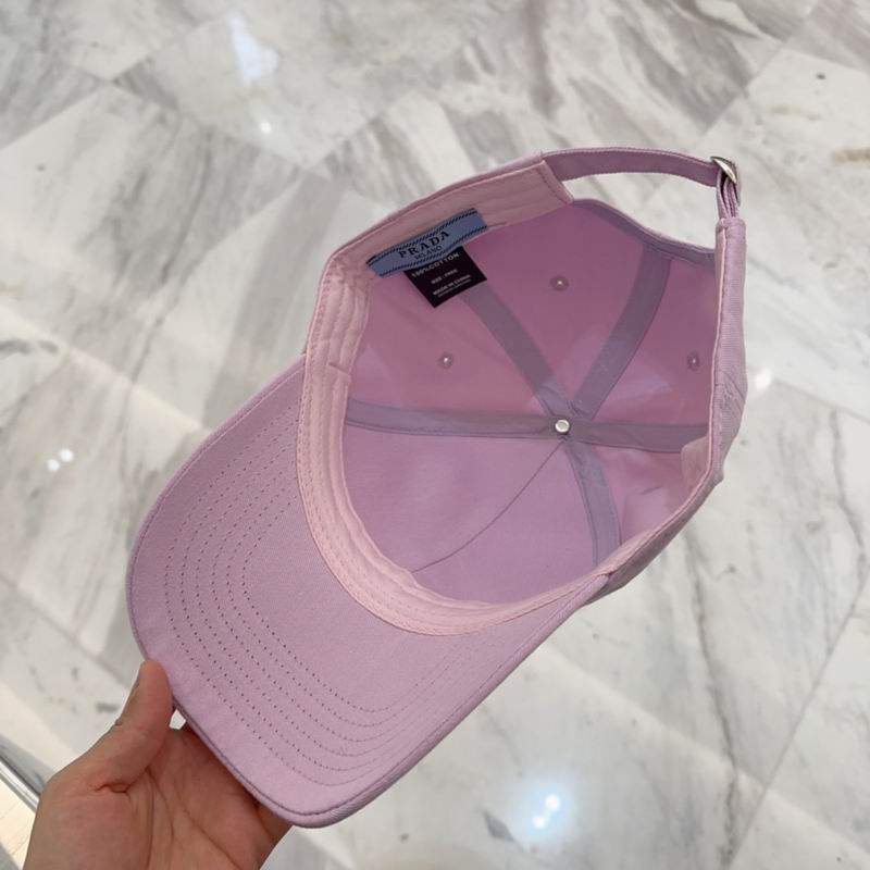 Prada cap dx (3)