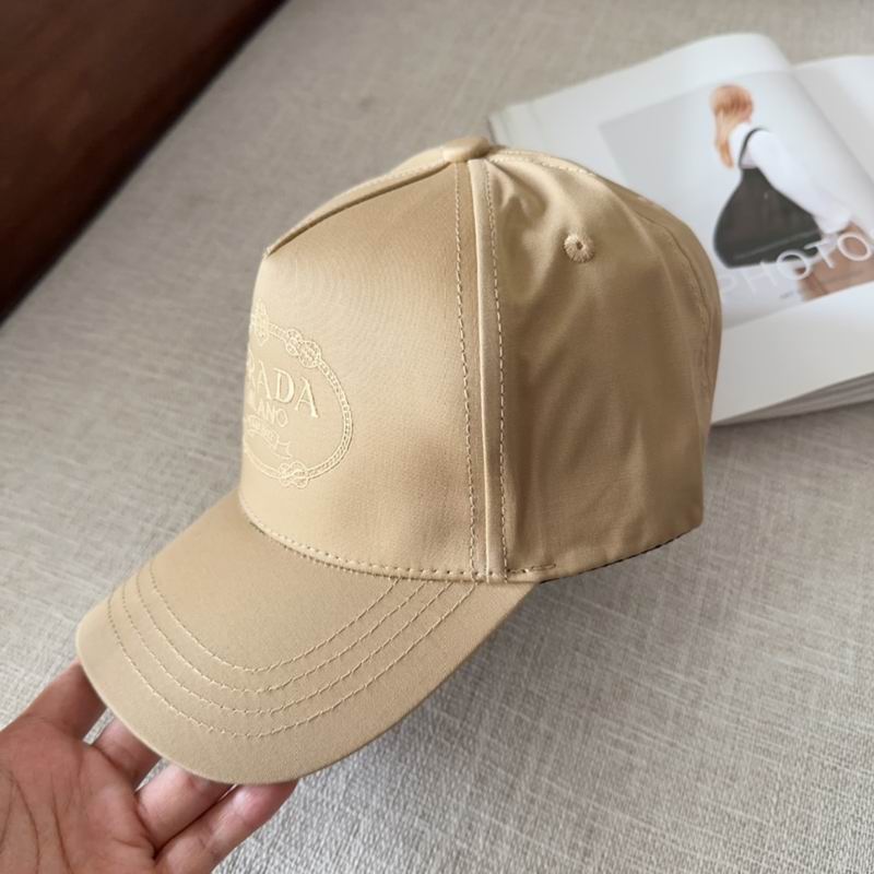Prada cap dx (30)
