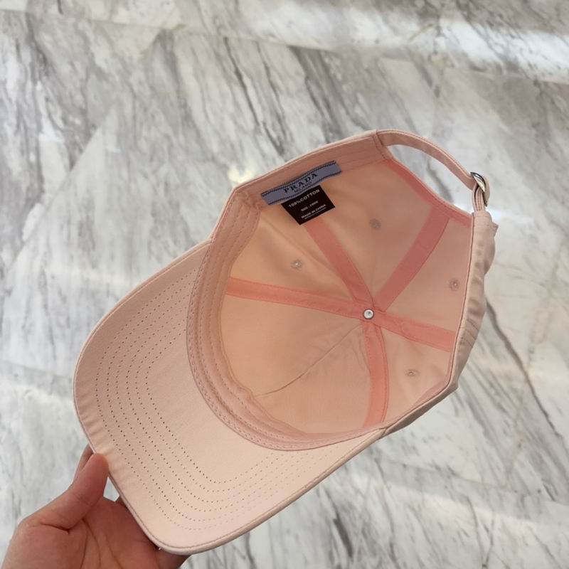 Prada cap dx (30)