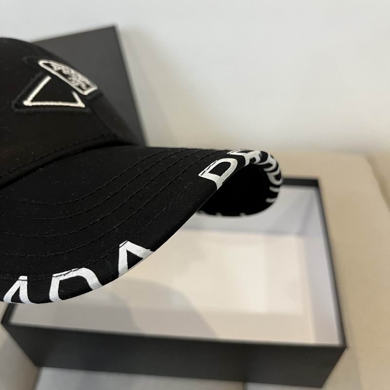 Prada cap dx (39)