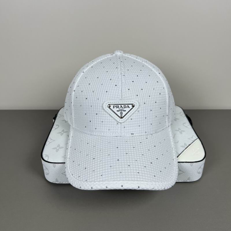 Prada cap dx (4)