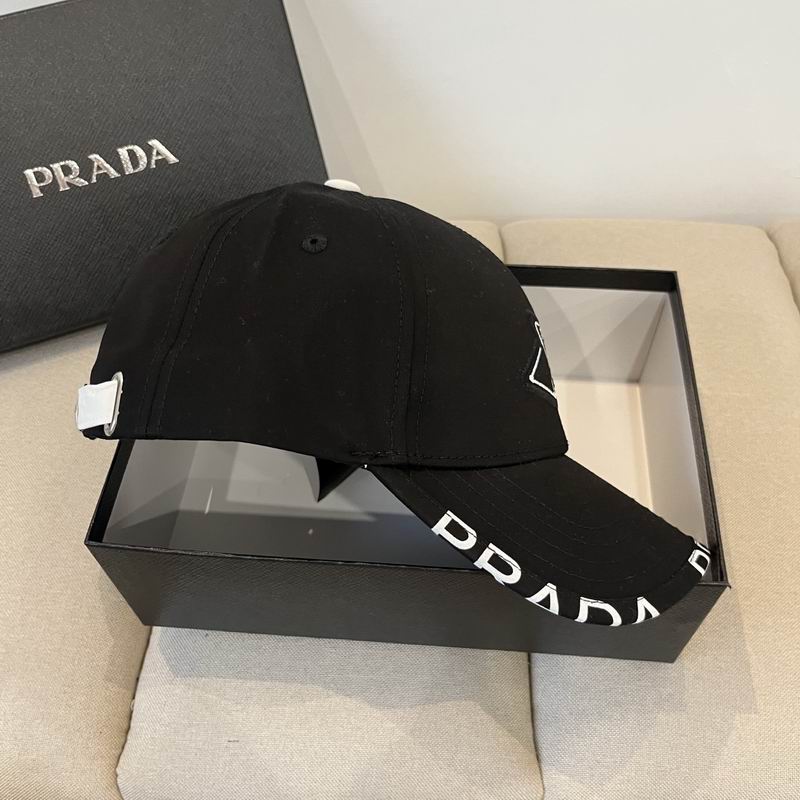 Prada cap dx (40)