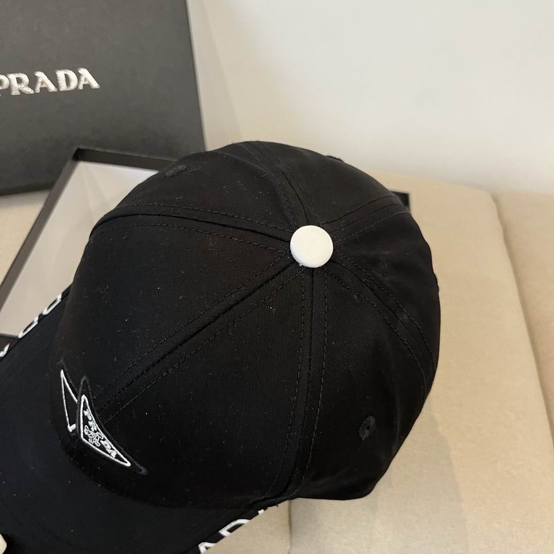 Prada cap dx (42)