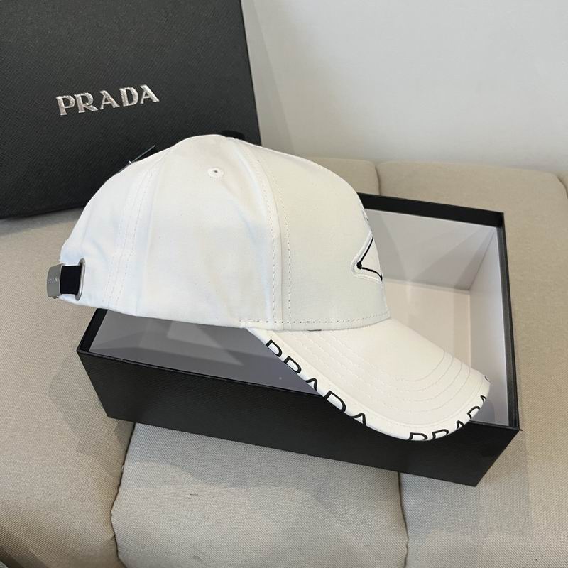 Prada cap dx (50)