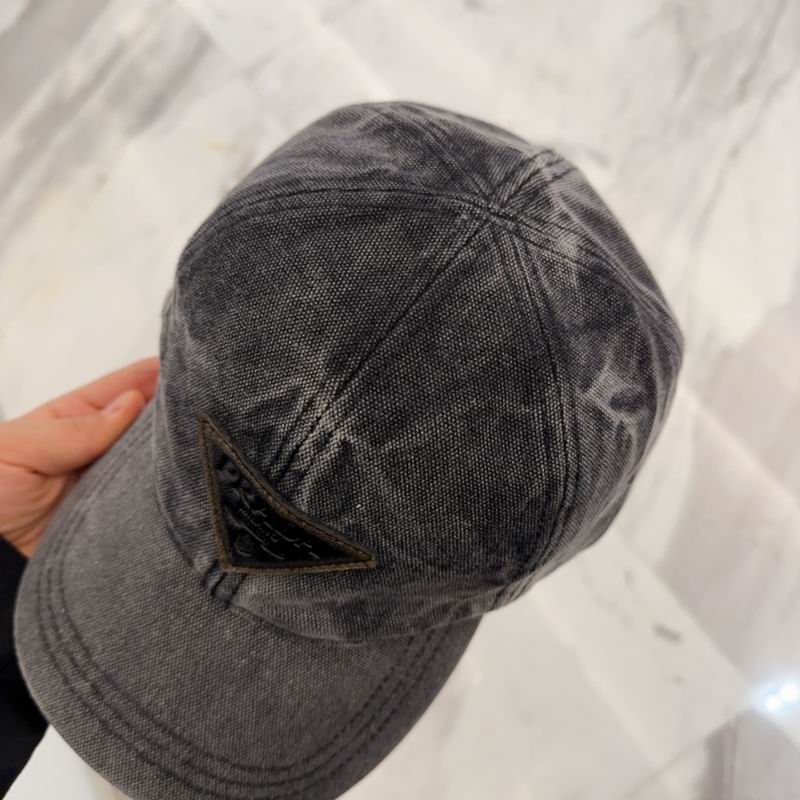 Prada cap dx (6)