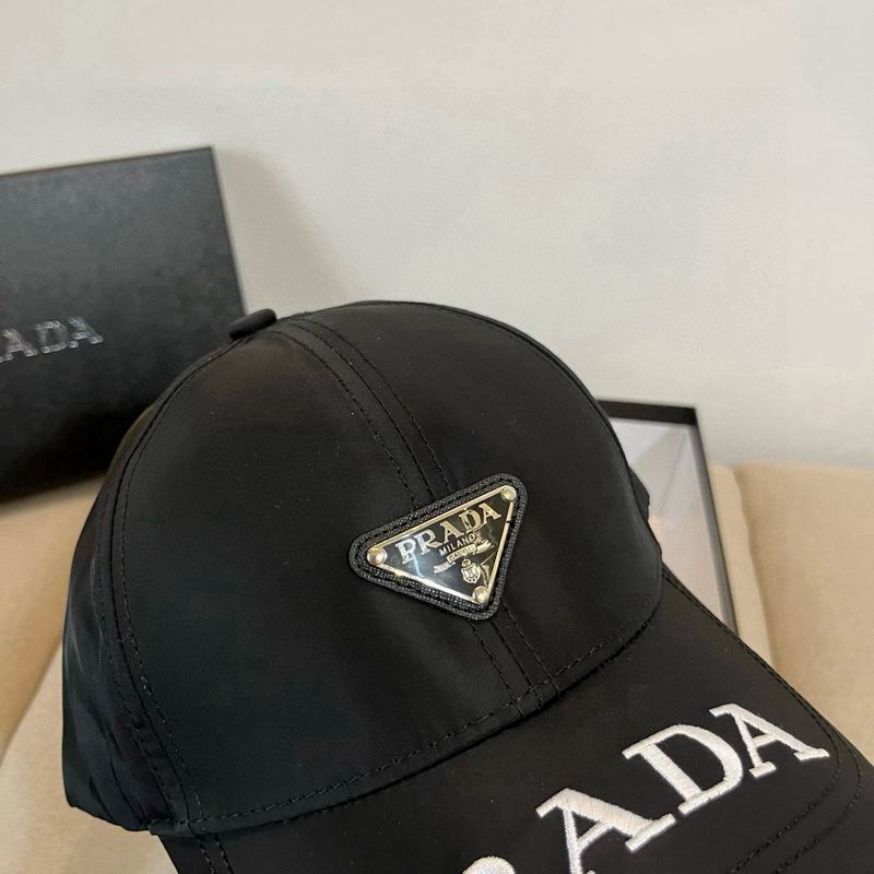 Prada cap dx (60)