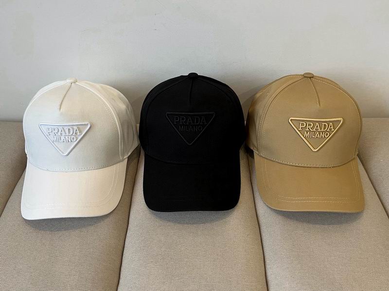 Prada cap dx (90)