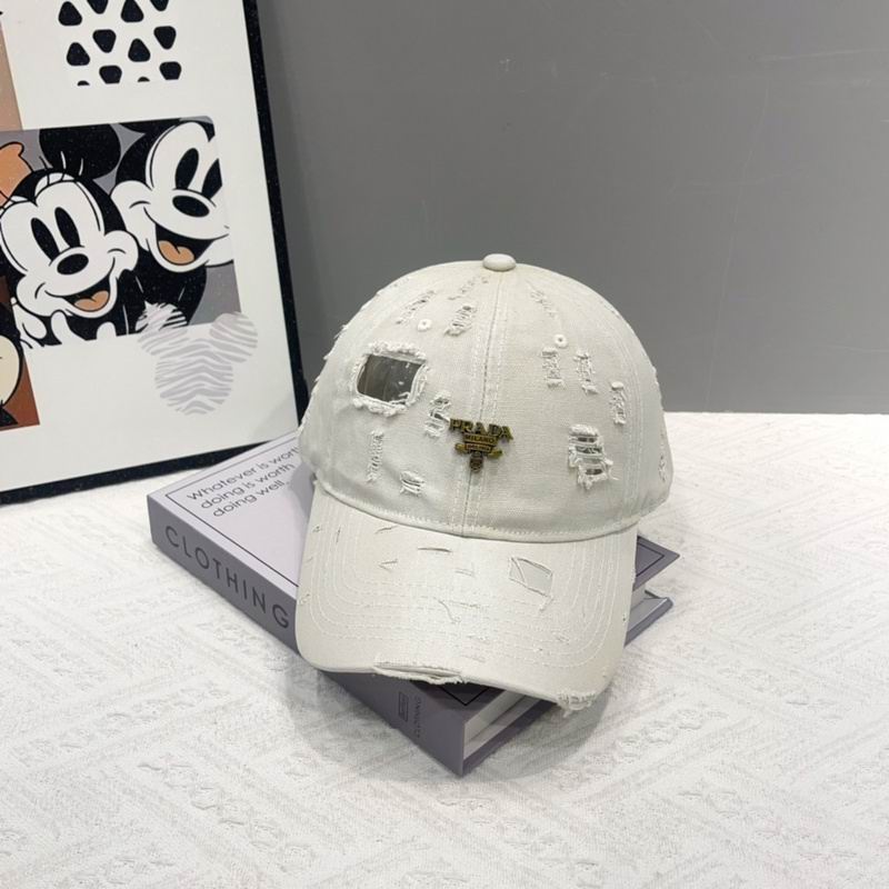 Prada cap hm (11)