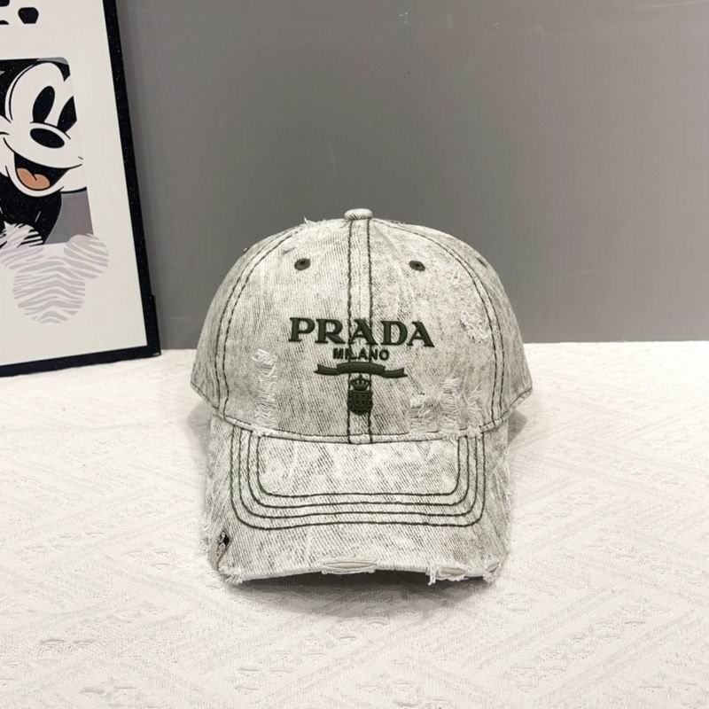 Prada cap hm (2)