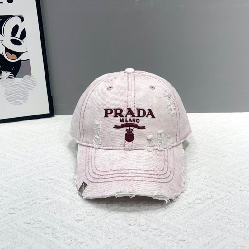 Prada cap hm (4)