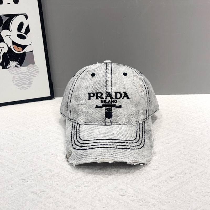 Prada cap hm (6)