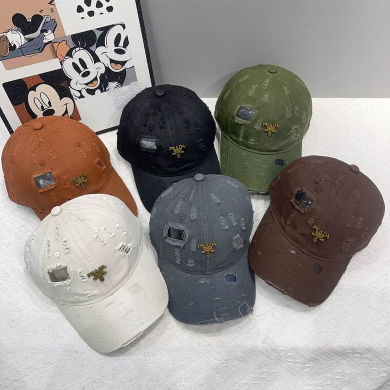 Prada cap hm (7)