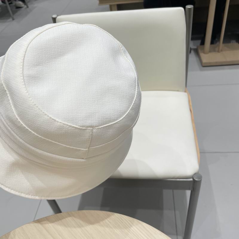 Prada hat (116)
