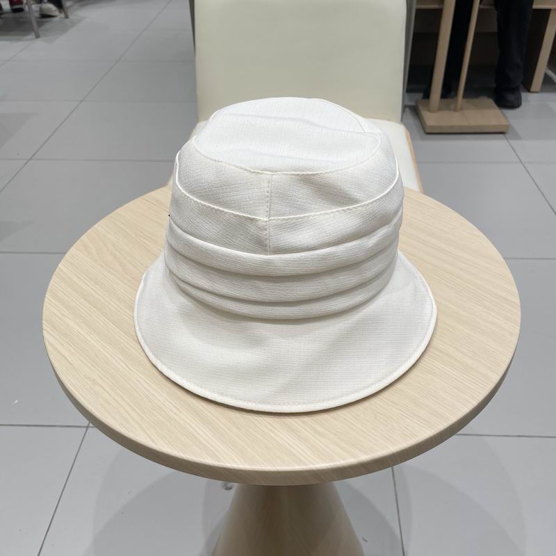 Prada hat (120)