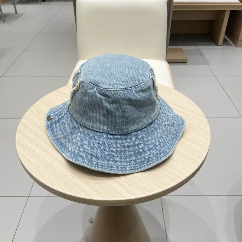 Prada hat (137)