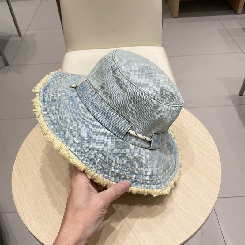 Prada hat (213)