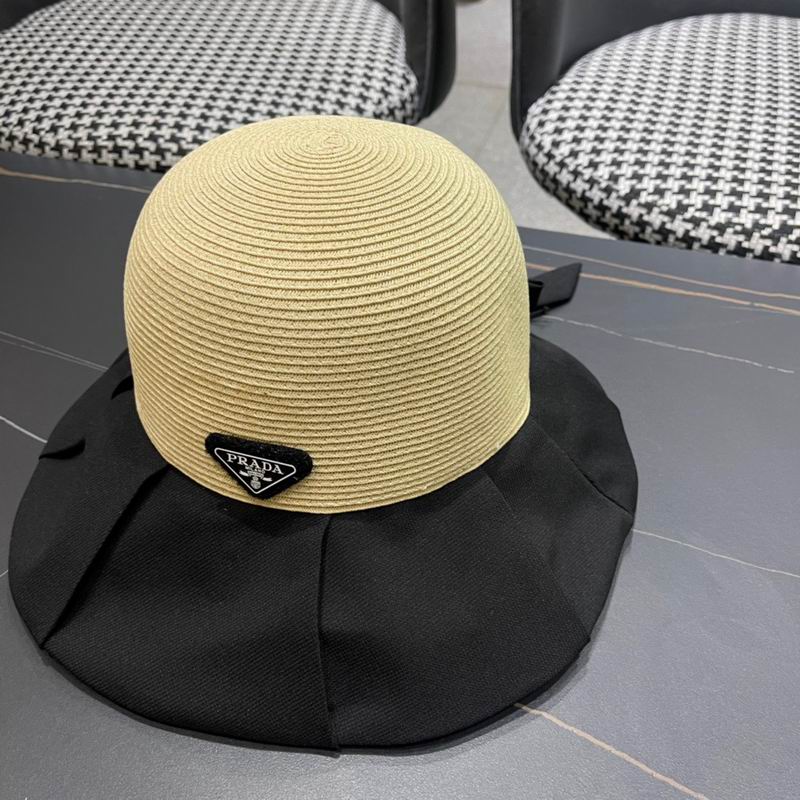 Prada hat 18 (19)
