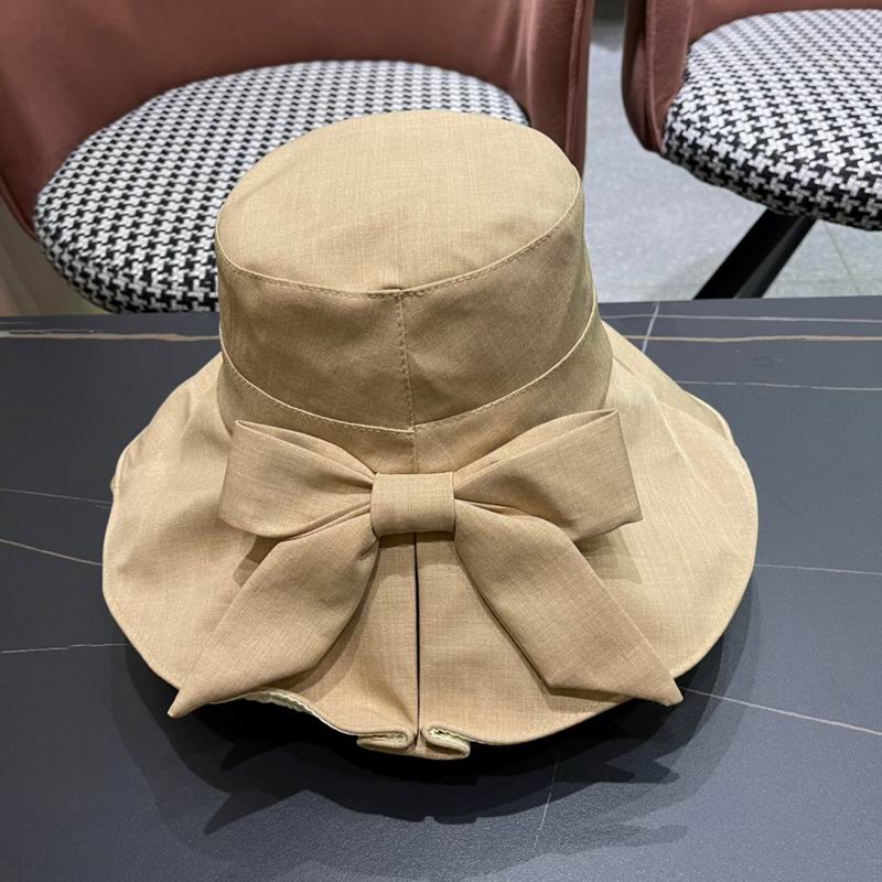 Prada hat 27 (32)