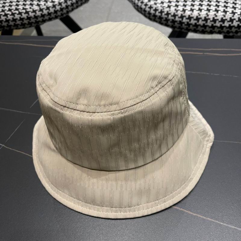 Prada hat 28 (34)