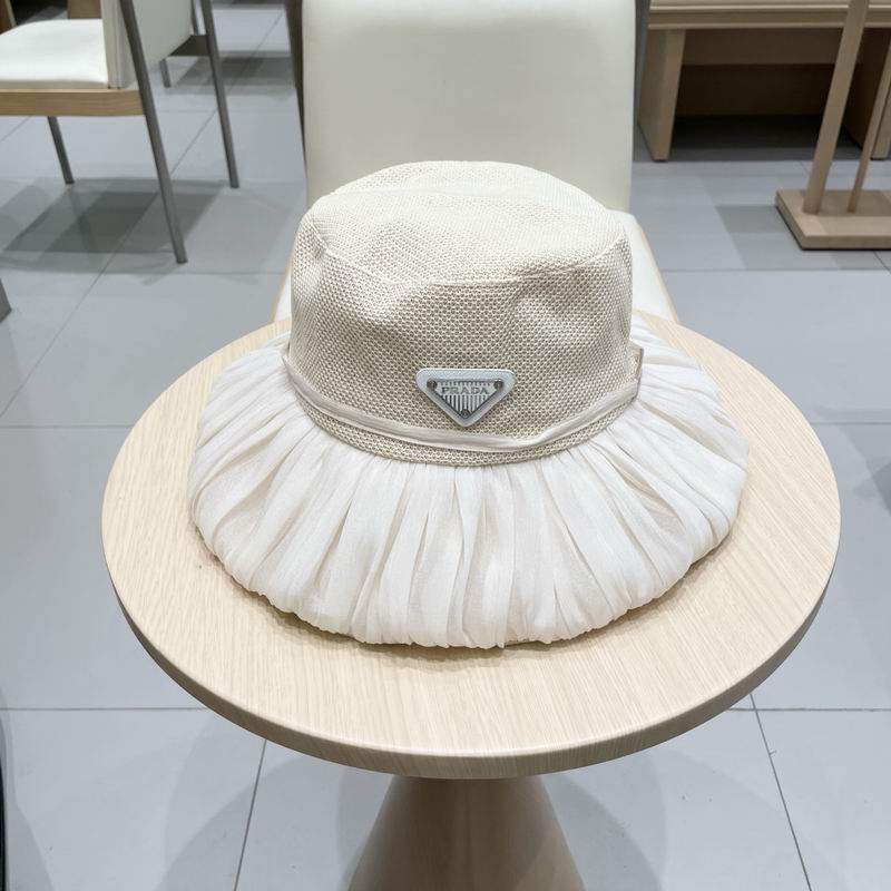 Prada hat 32 (1)