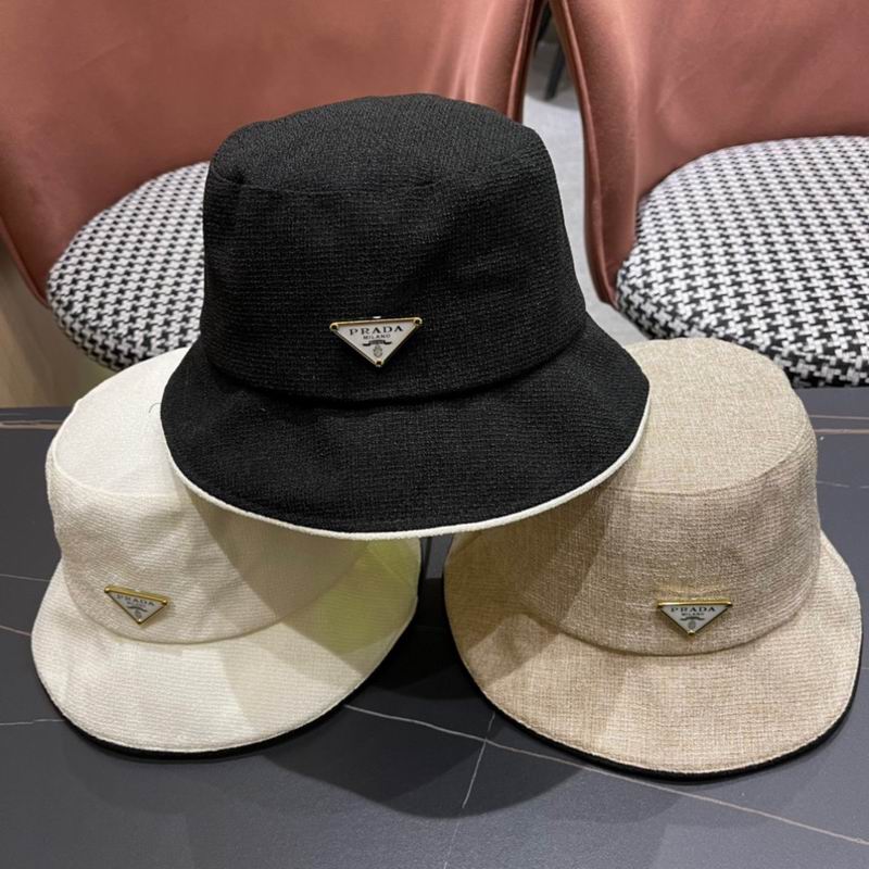Prada hat 33 (1)