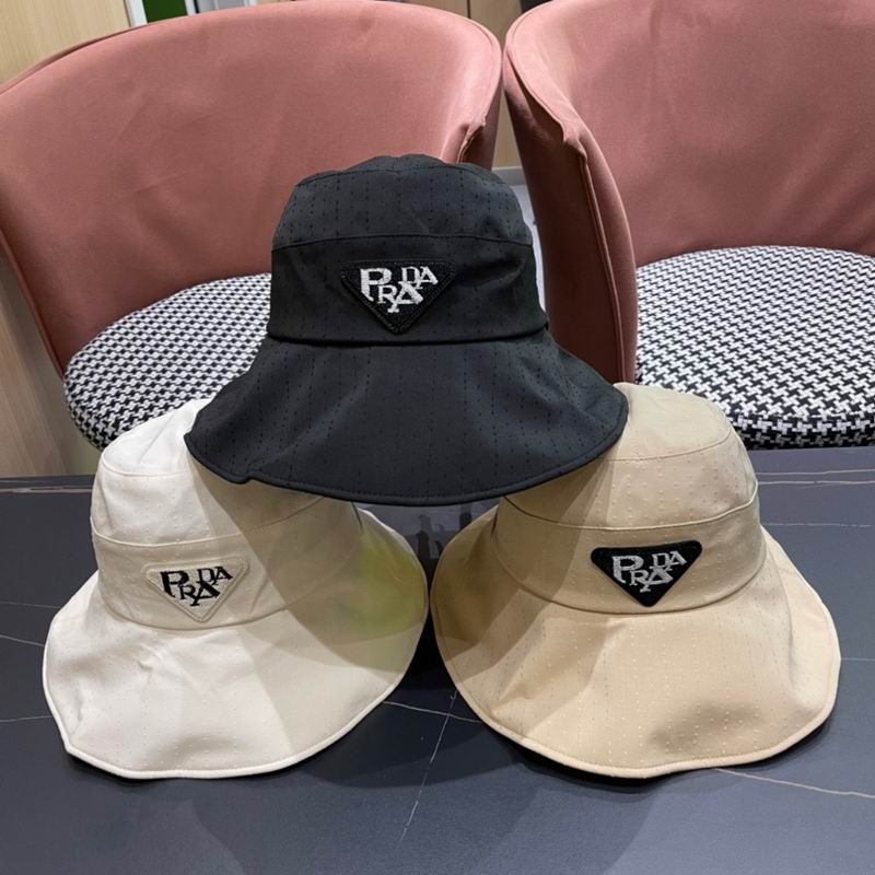 Prada hat 35 (1)