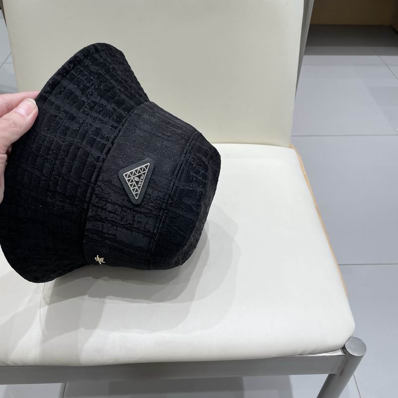 Prada hat 48 (3)