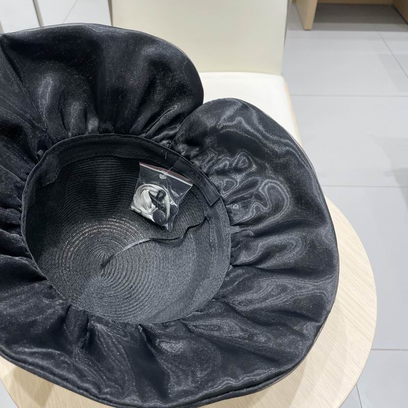 Prada hat 88 (1)
