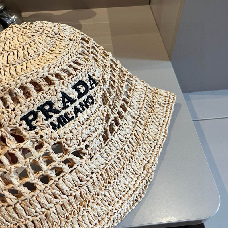 Prada hat dx (1)
