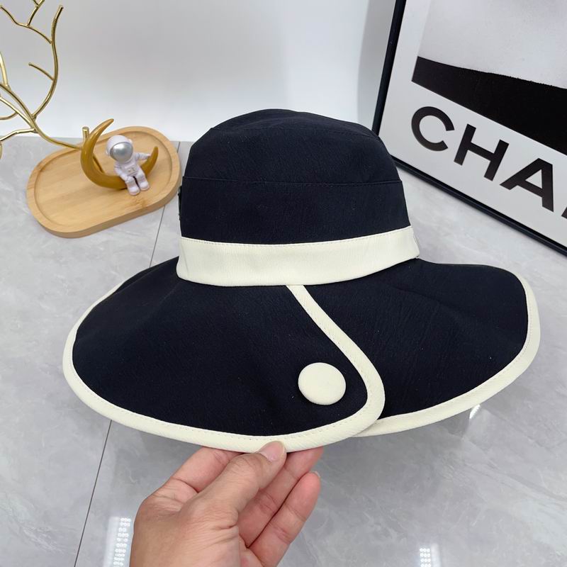 Prada hat dx (40)