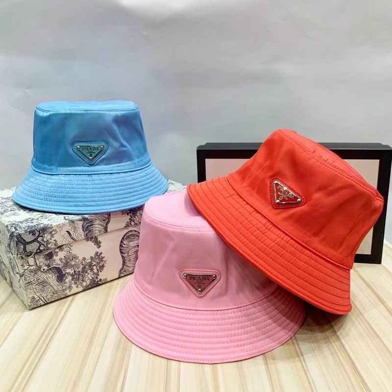 Prada hat hm (2)