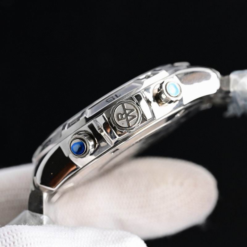 Raymond Well 43mm 07 (31)