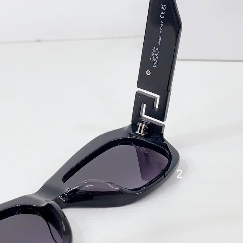 VERSACE VET75 53 19 145 b07