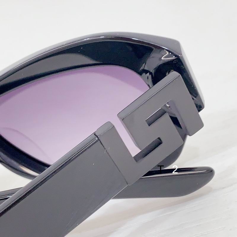 VERSACE VET75 53 19 145 b08