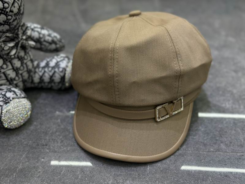 Valentino cap dx (2)