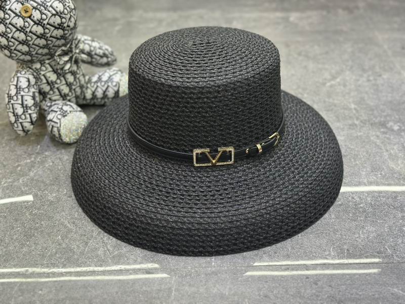 Valentino top hat dx (6)