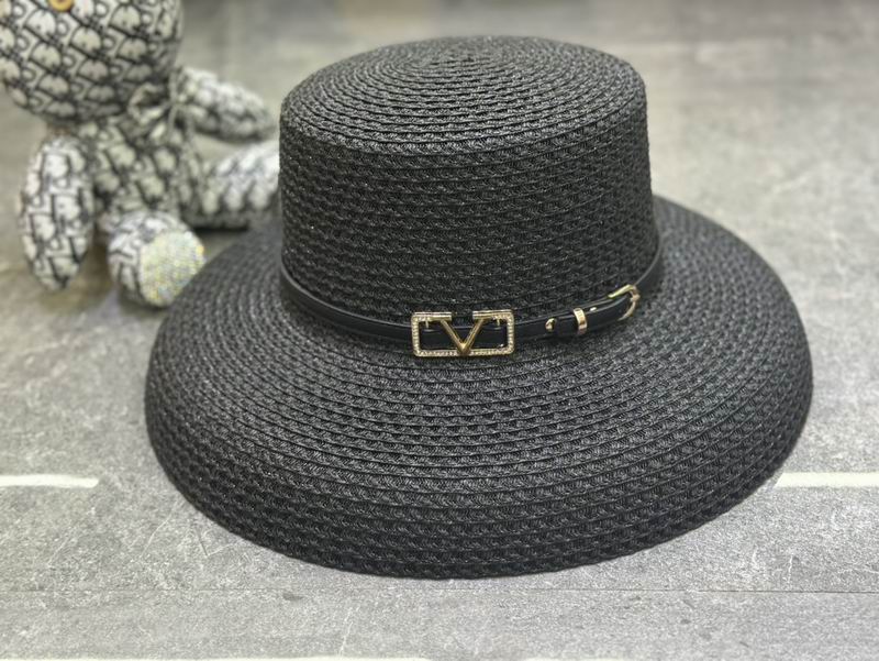 Valentino top hat dx (8)