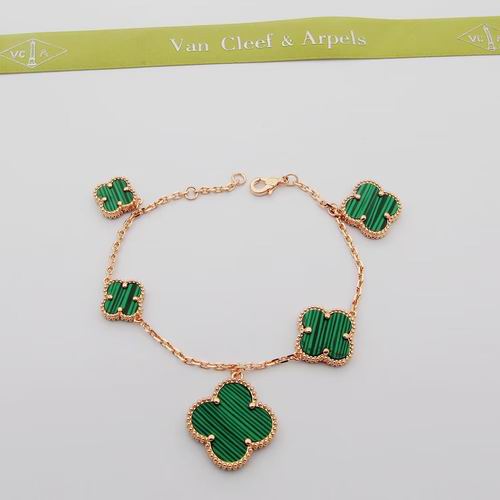 Van Cleef & Arpels bracelet 01lyh41 (2)