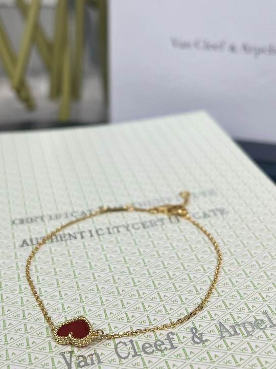 Van Cleef & Arpels bracelet 11lyh36 (2)