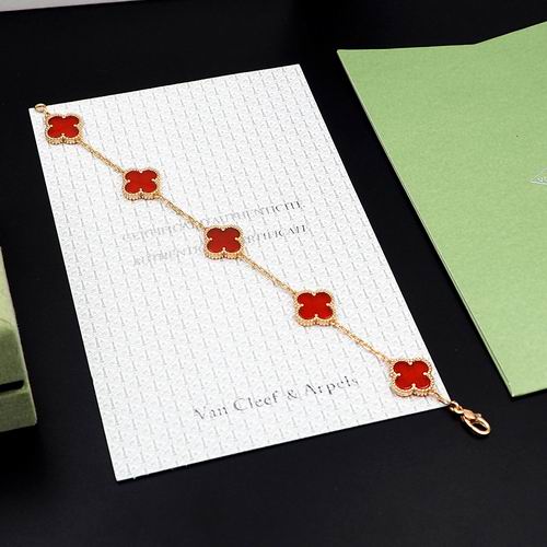 Van Cleef & Arpels bracelet 12lyh37 (17)