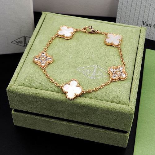 Van Cleef & Arpels bracelet 12lyh38 (28)