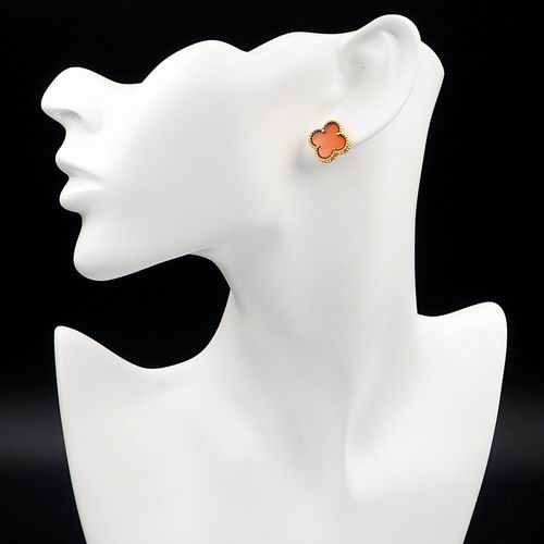 Van Cleef & Arpels earring 12lyh20 (3)