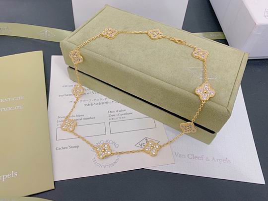 Van Cleef & Arpels necklace 01lyh41 (4)