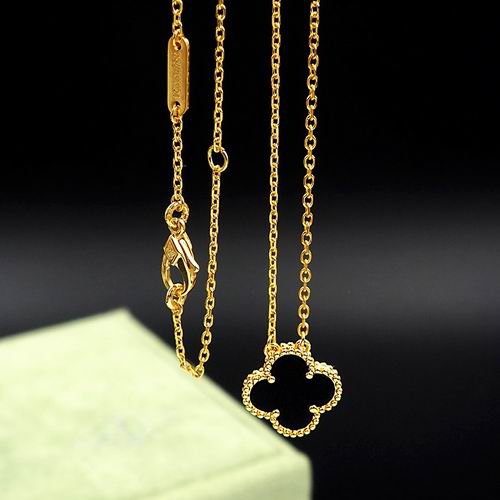 Van Cleef & Arpels necklace 12lyh38 (17)