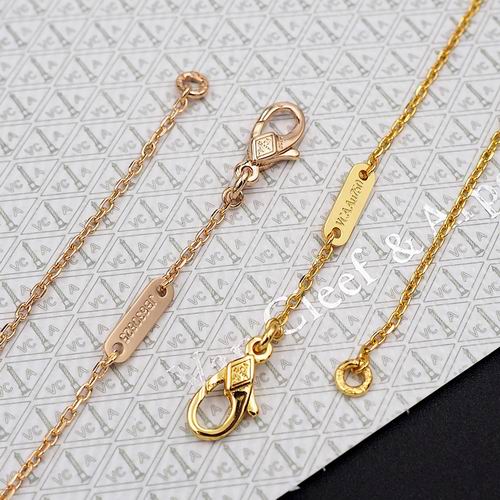 Van Cleef & Arpels necklace 12lyh38 (8)