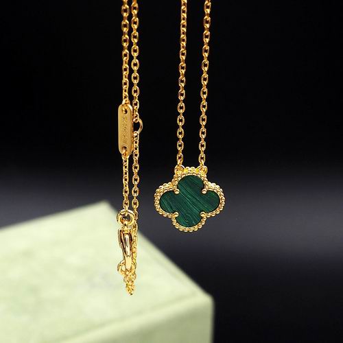 Van Cleef & Arpels necklace 12lyh38 (9)