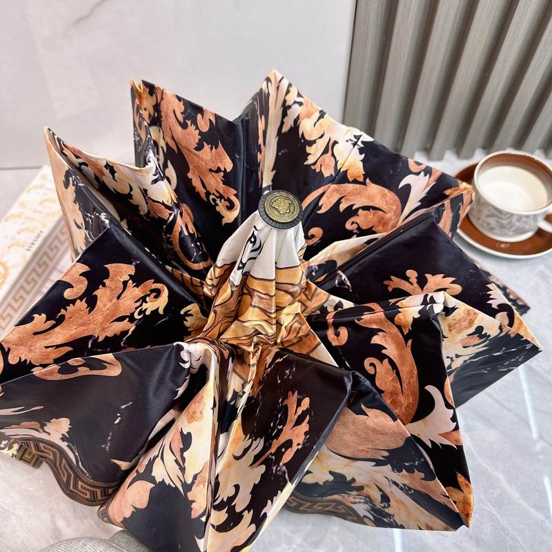 Versace Umbrella (24)