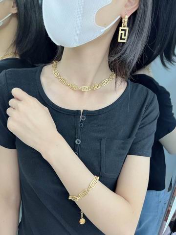 Versace bracelet 12lyh303 (4)