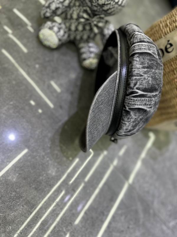 Vivienne cap dx (20)