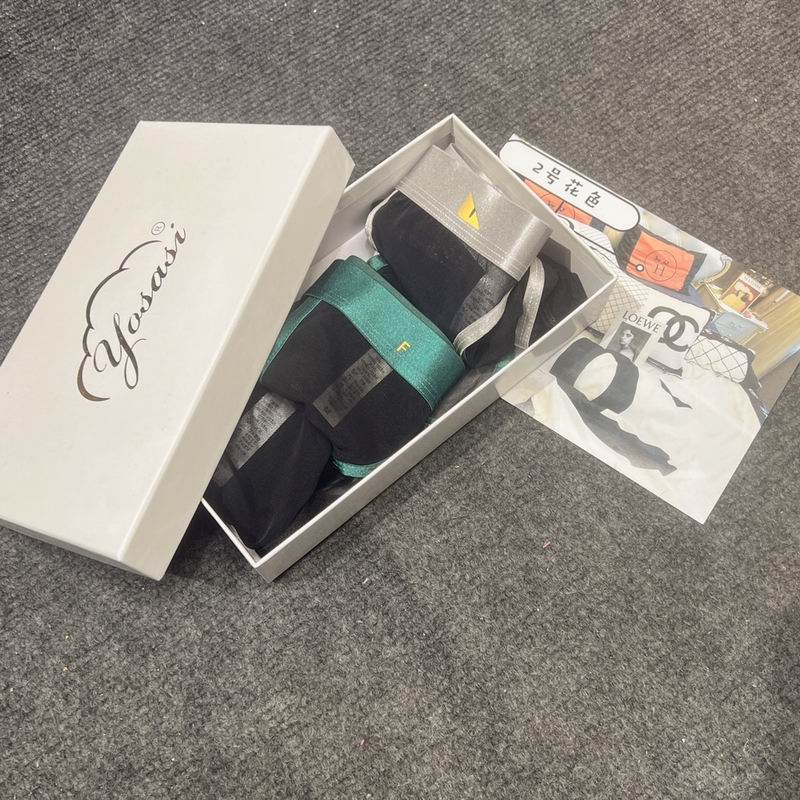 Yosasi woman boxer  (13)